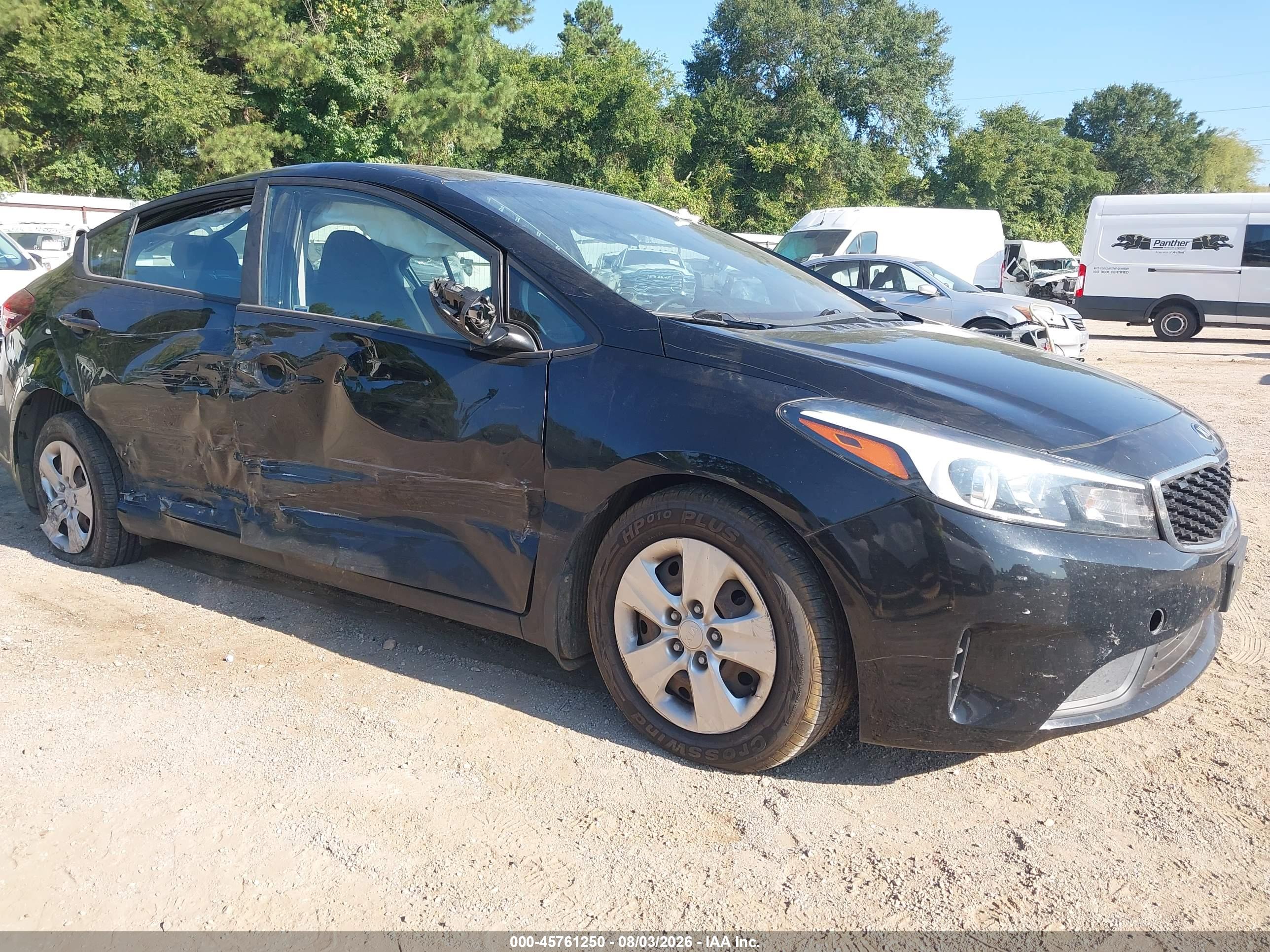 2017 KIA FORTE LX