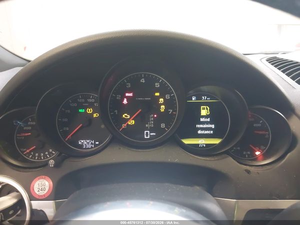2016 PORSCHE CAYENNE