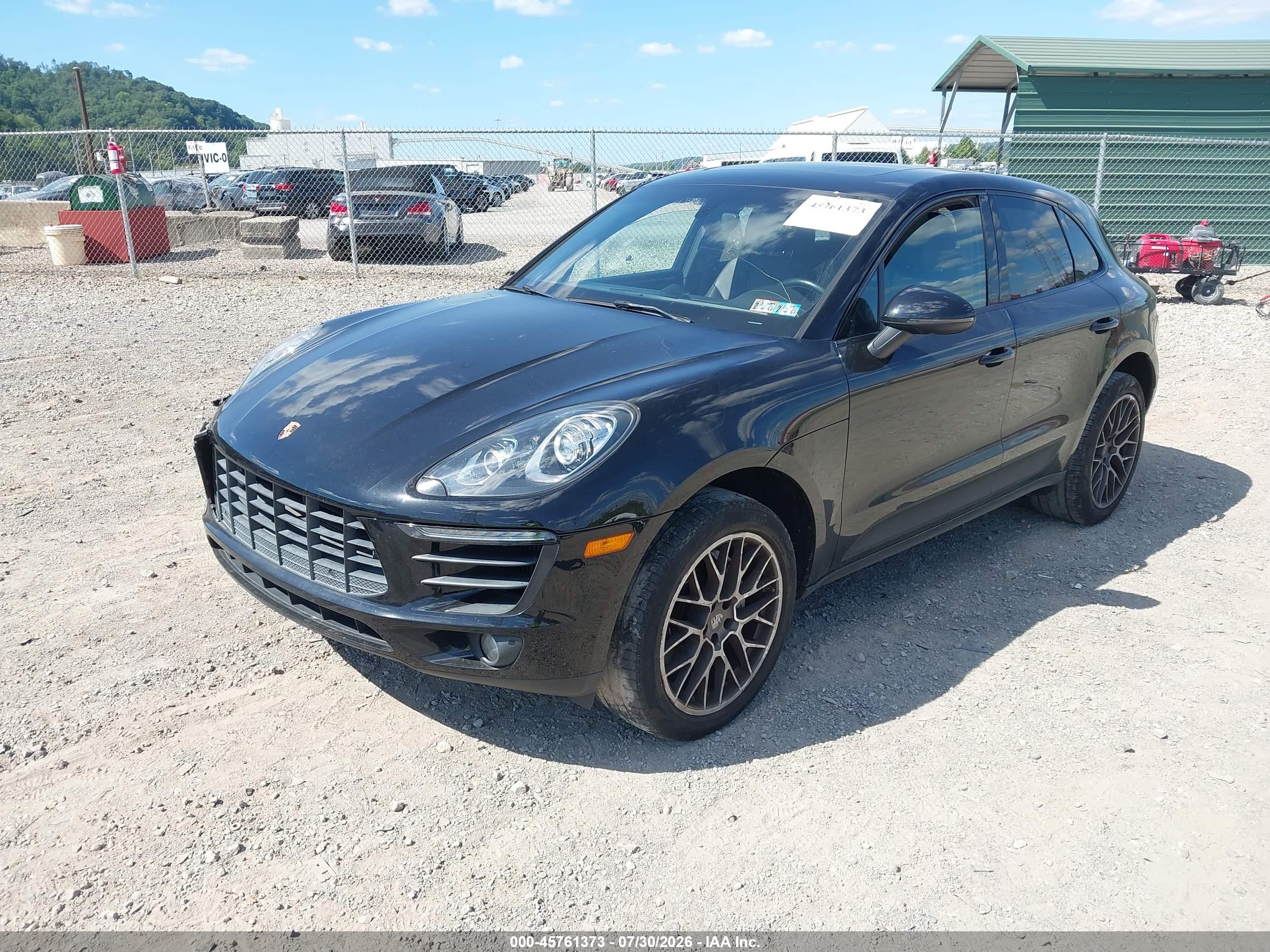 2016 PORSCHE MACAN S — I2