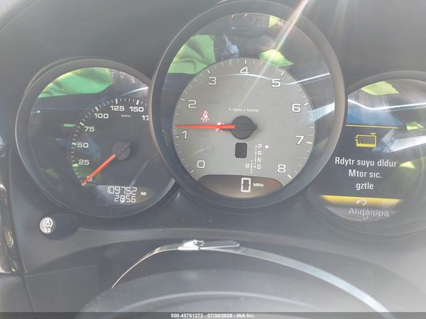 2016 PORSCHE MACAN S — I7