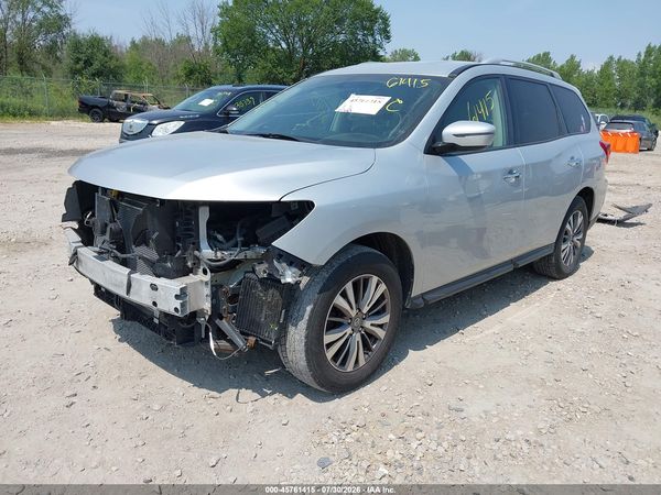 2019 NISSAN PATHFINDER SV