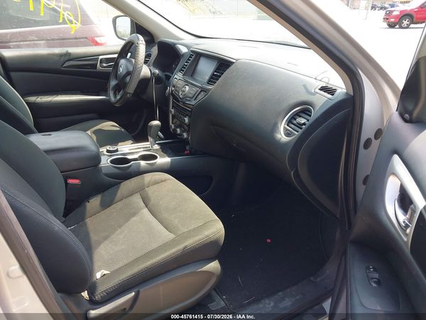 2019 NISSAN PATHFINDER SV