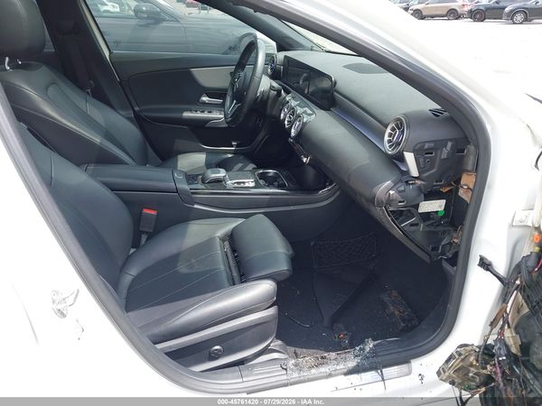 2019 MERCEDES-BENZ A 220 4MATIC