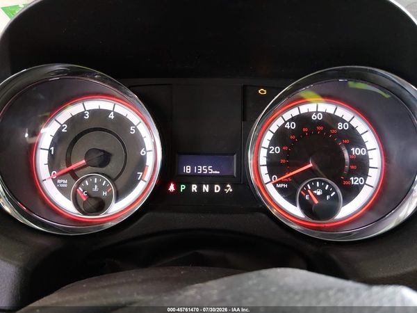 2015 DODGE GRAND CARAVAN SXT — I7