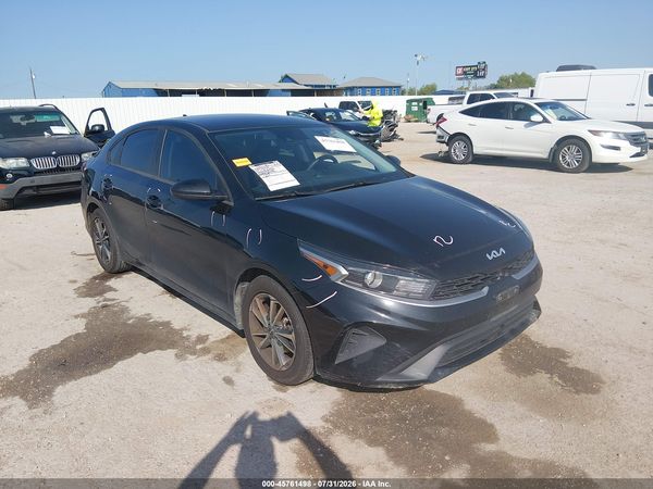 2024 KIA FORTE LXS