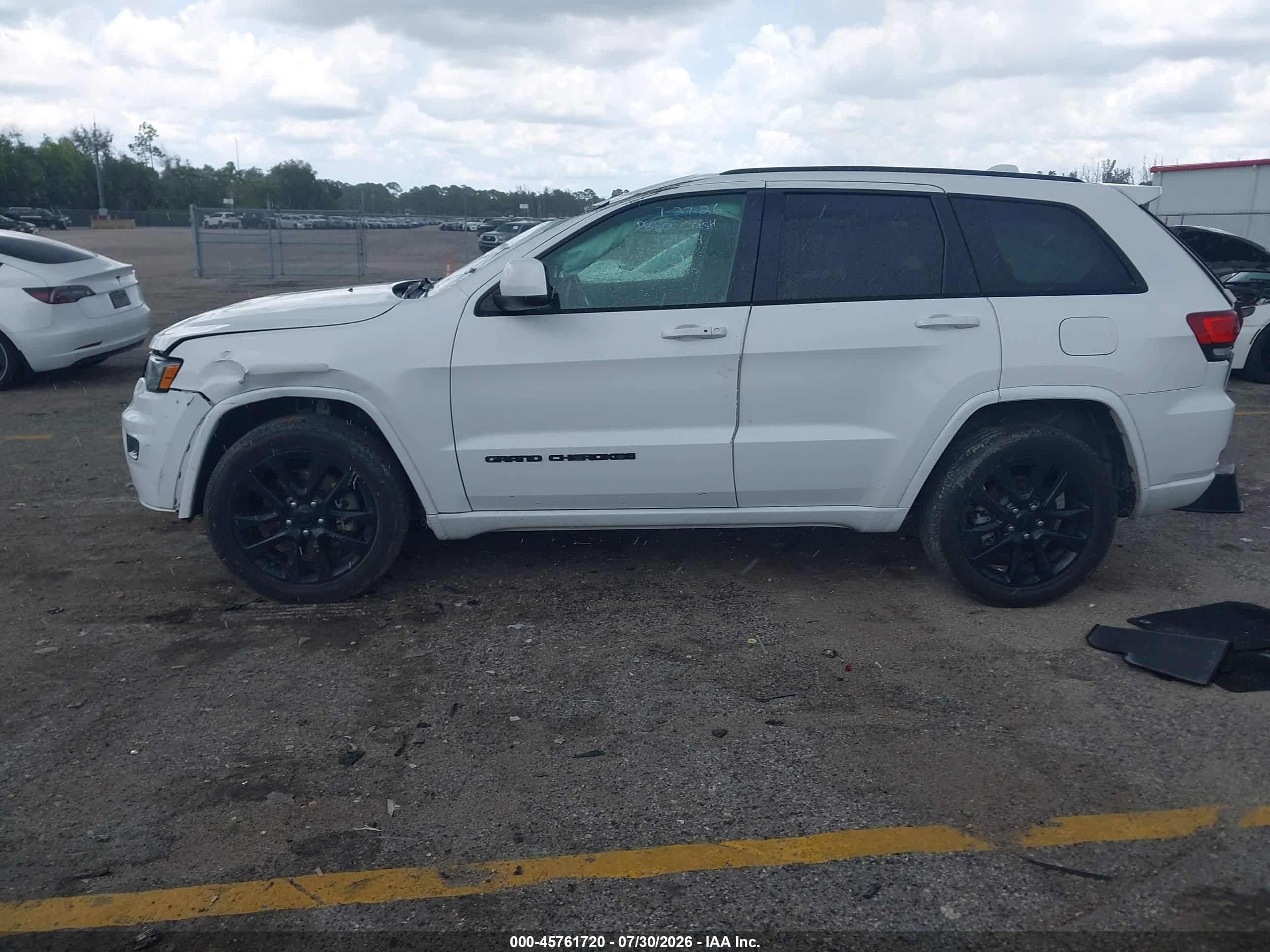 2021 JEEP GRAND CHEROKEE LAREDO X 4X2