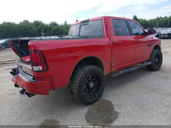 2017 RAM 1500 NIGHT  4X4 5'7 BOX