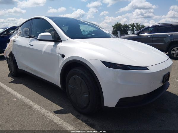 2026 TESLA MODEL Y