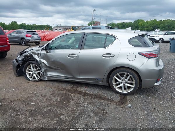 2017 LEXUS CT 200H