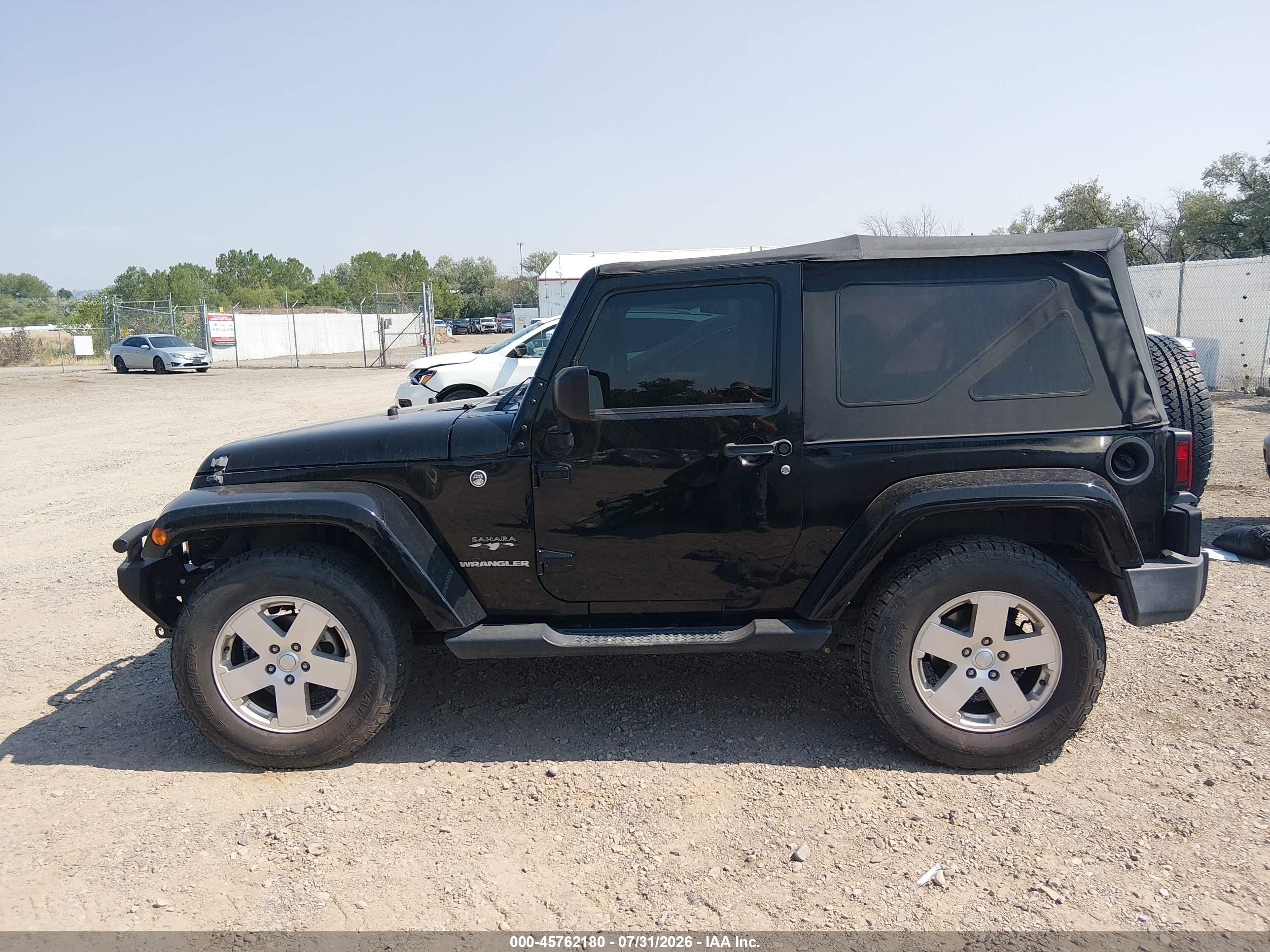 2016 JEEP WRANGLER SAHARA