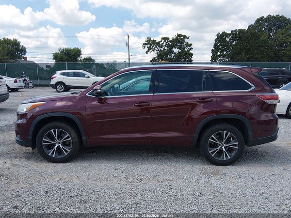 2016 TOYOTA HIGHLANDER XLE V6