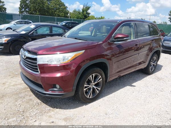 2016 TOYOTA HIGHLANDER XLE V6