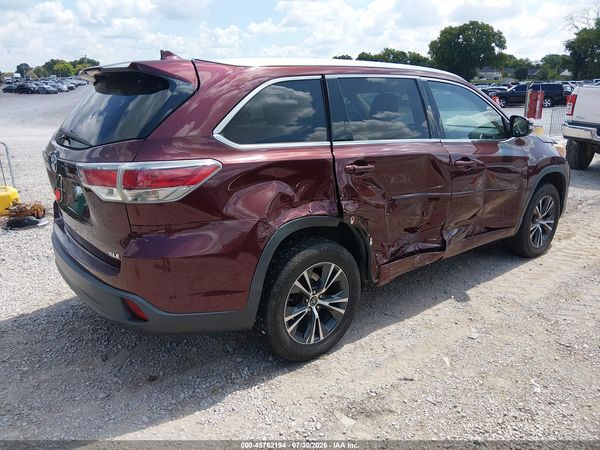 2016 TOYOTA HIGHLANDER XLE V6