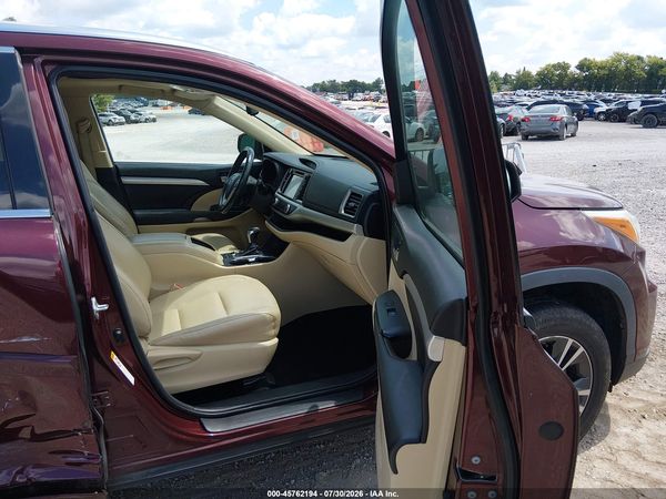2016 TOYOTA HIGHLANDER XLE V6
