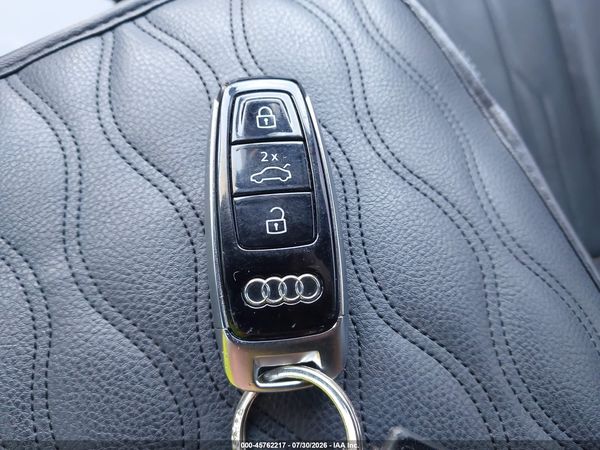 2022 AUDI A8
