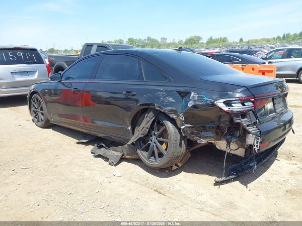 2022 AUDI A8