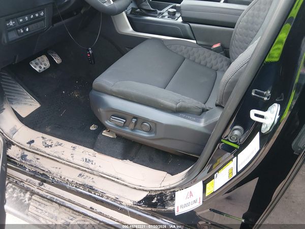 2026 TOYOTA TUNDRA SR5 CREWMAX 5.5' BED