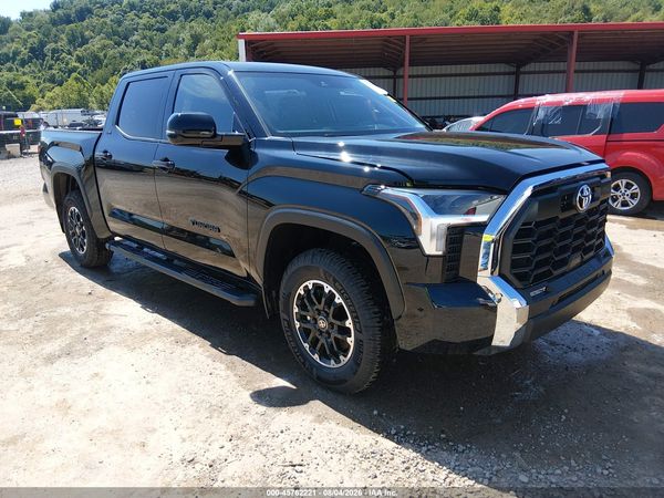 2026 TOYOTA TUNDRA SR5 CREWMAX 5.5' BED