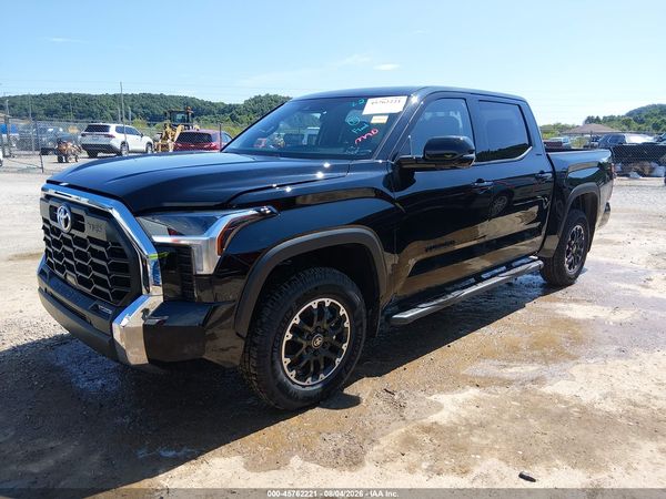 2026 TOYOTA TUNDRA SR5 CREWMAX 5.5' BED