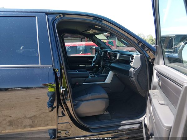 2026 TOYOTA TUNDRA SR5 CREWMAX 5.5' BED