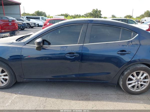 2016 MAZDA MAZDA3