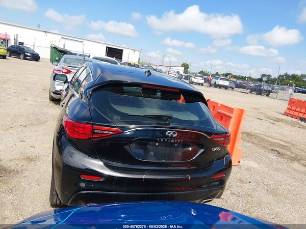 2018 INFINITI QX30