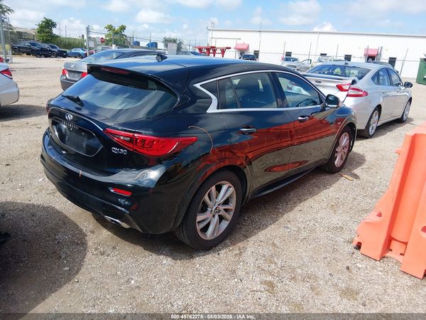 2018 INFINITI QX30