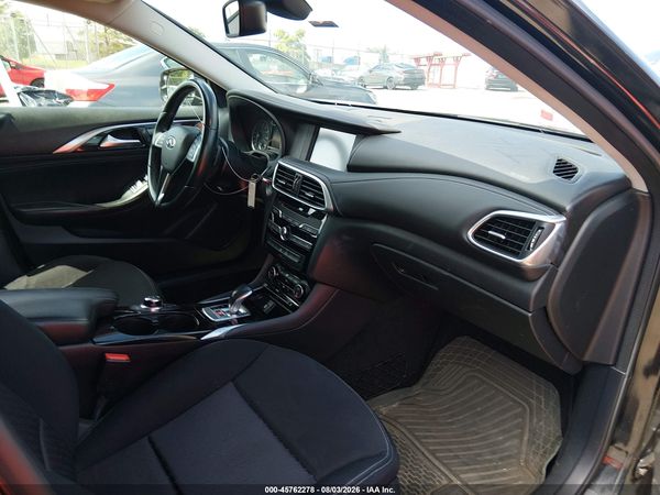 2018 INFINITI QX30