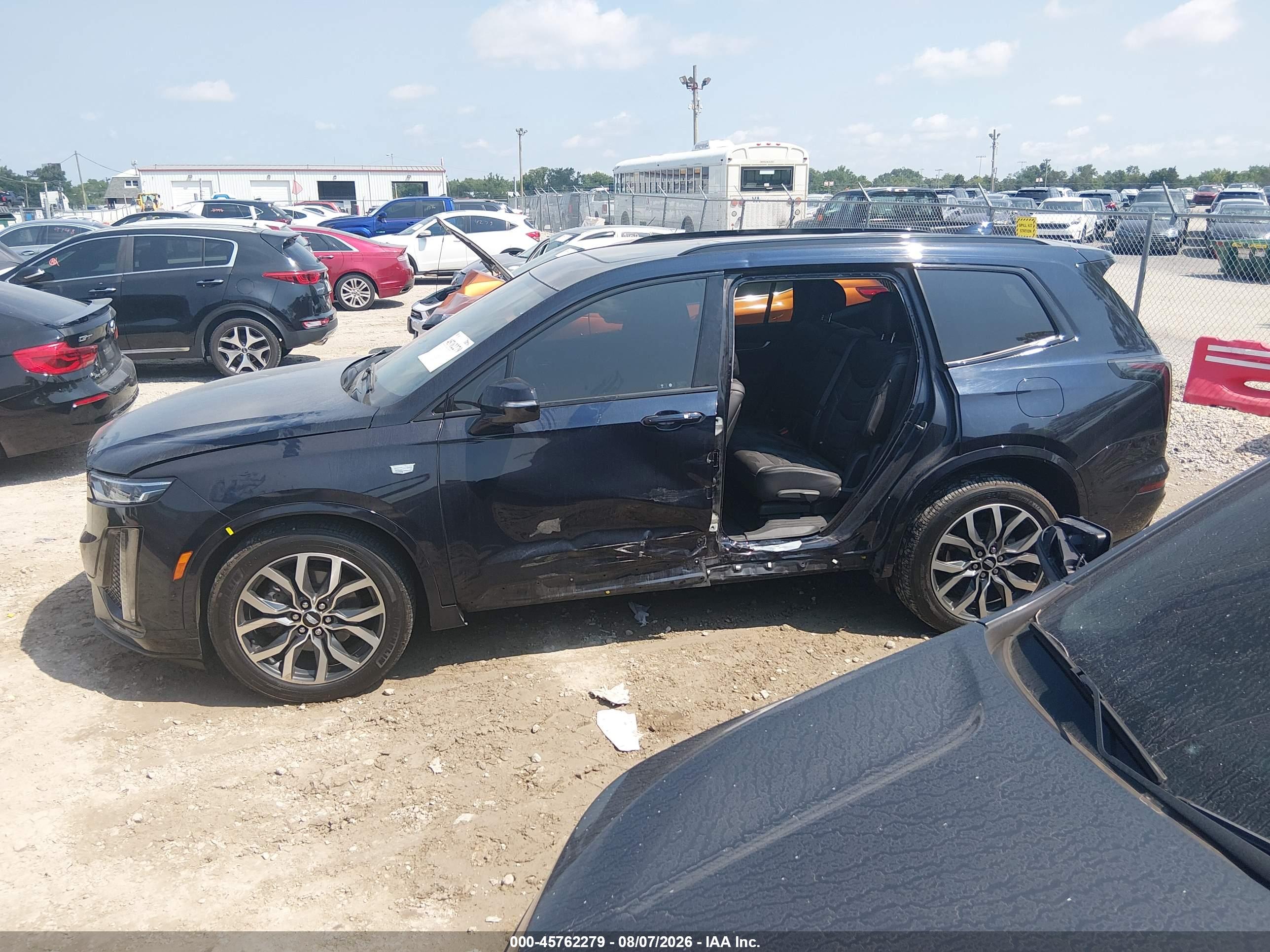 2021 CADILLAC XT6 SPORT