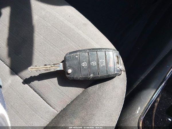 2017 KIA FORTE S