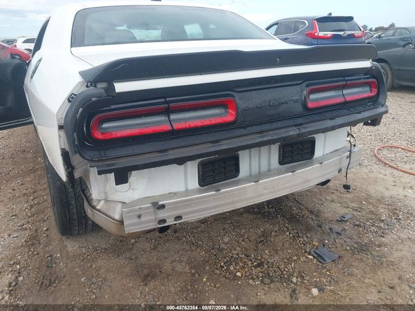2020 DODGE CHALLENGER SXT