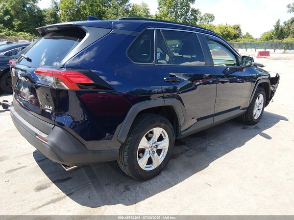 2019 TOYOTA RAV4 XLE