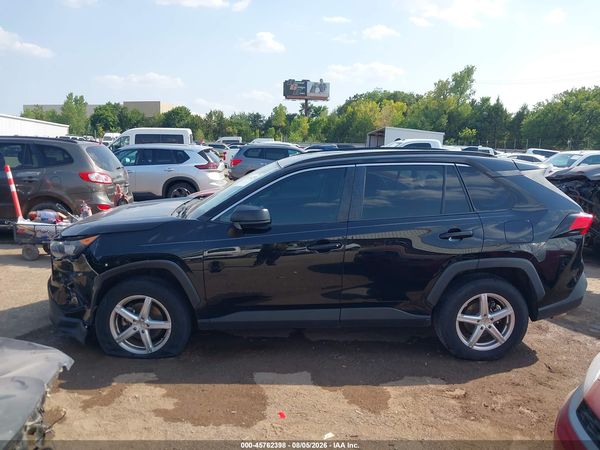 2020 TOYOTA RAV4 LE