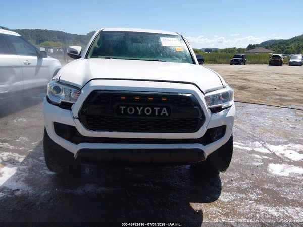 2017 TOYOTA TACOMA SR V6
