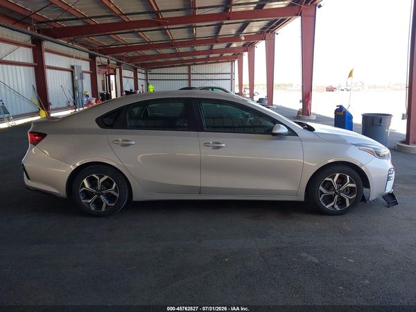 2021 KIA FORTE LXS