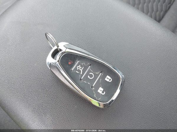2019 CHEVROLET EQUINOX LT — I11