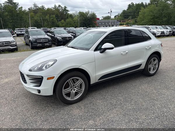 2015 PORSCHE MACAN S