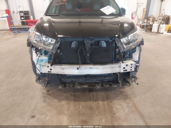 2017 TOYOTA HIGHLANDER LIMITED