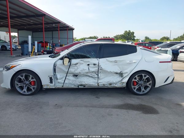 2019 KIA STINGER GT2