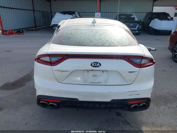 2019 KIA STINGER GT2