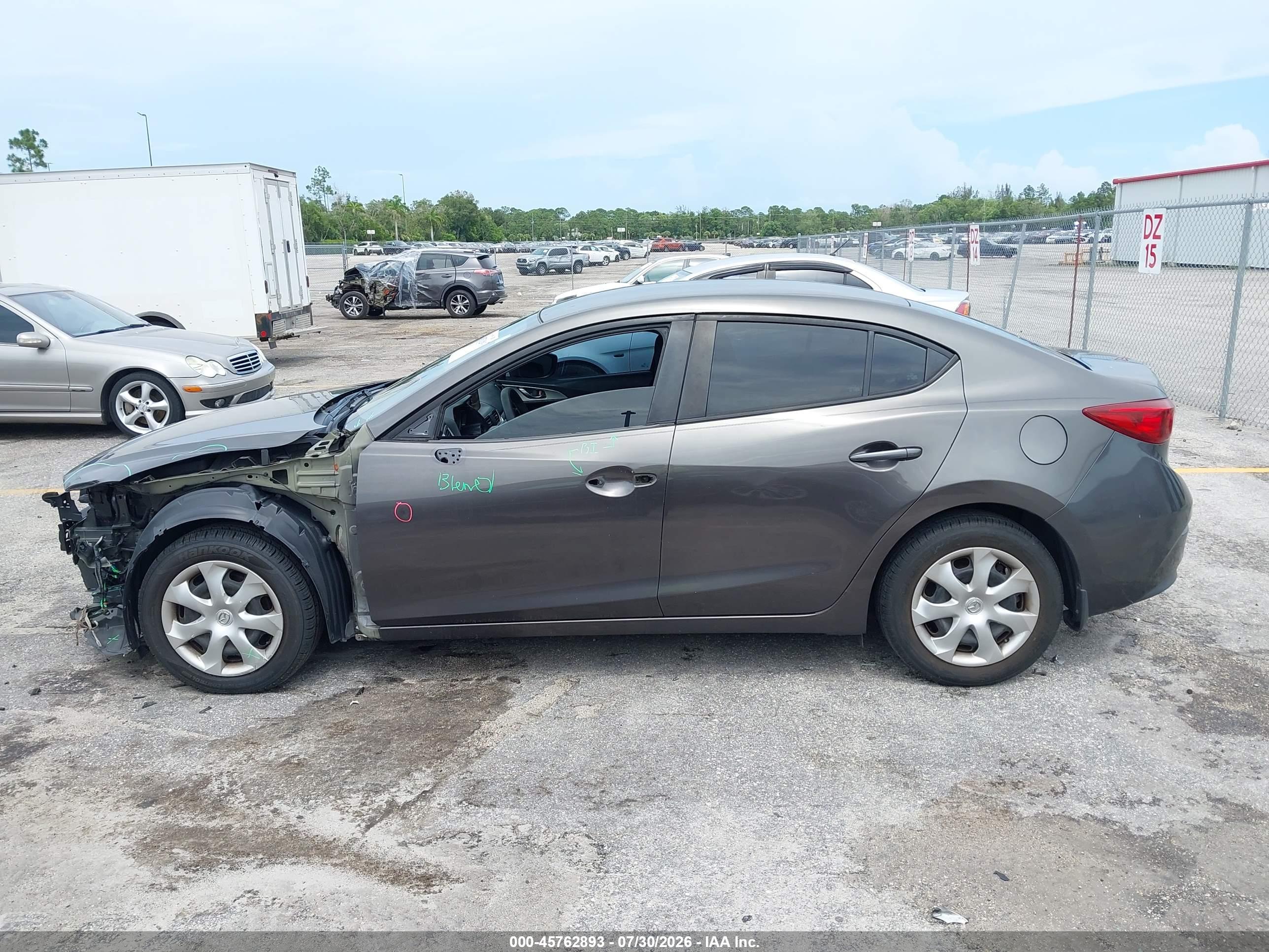 2018 MAZDA MAZDA3 SPORT
