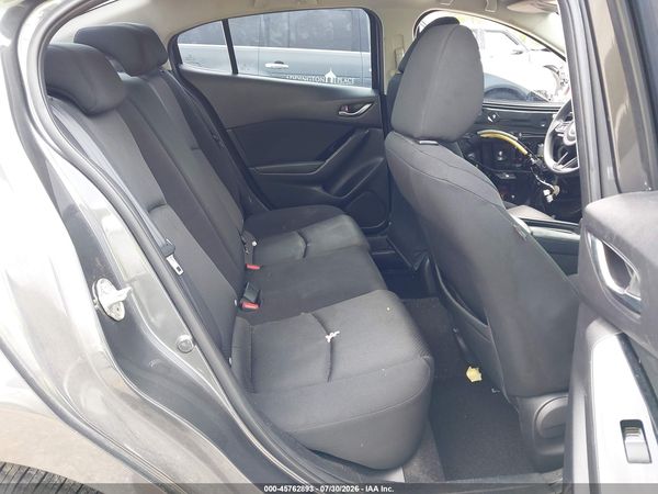 2018 MAZDA MAZDA3 SPORT