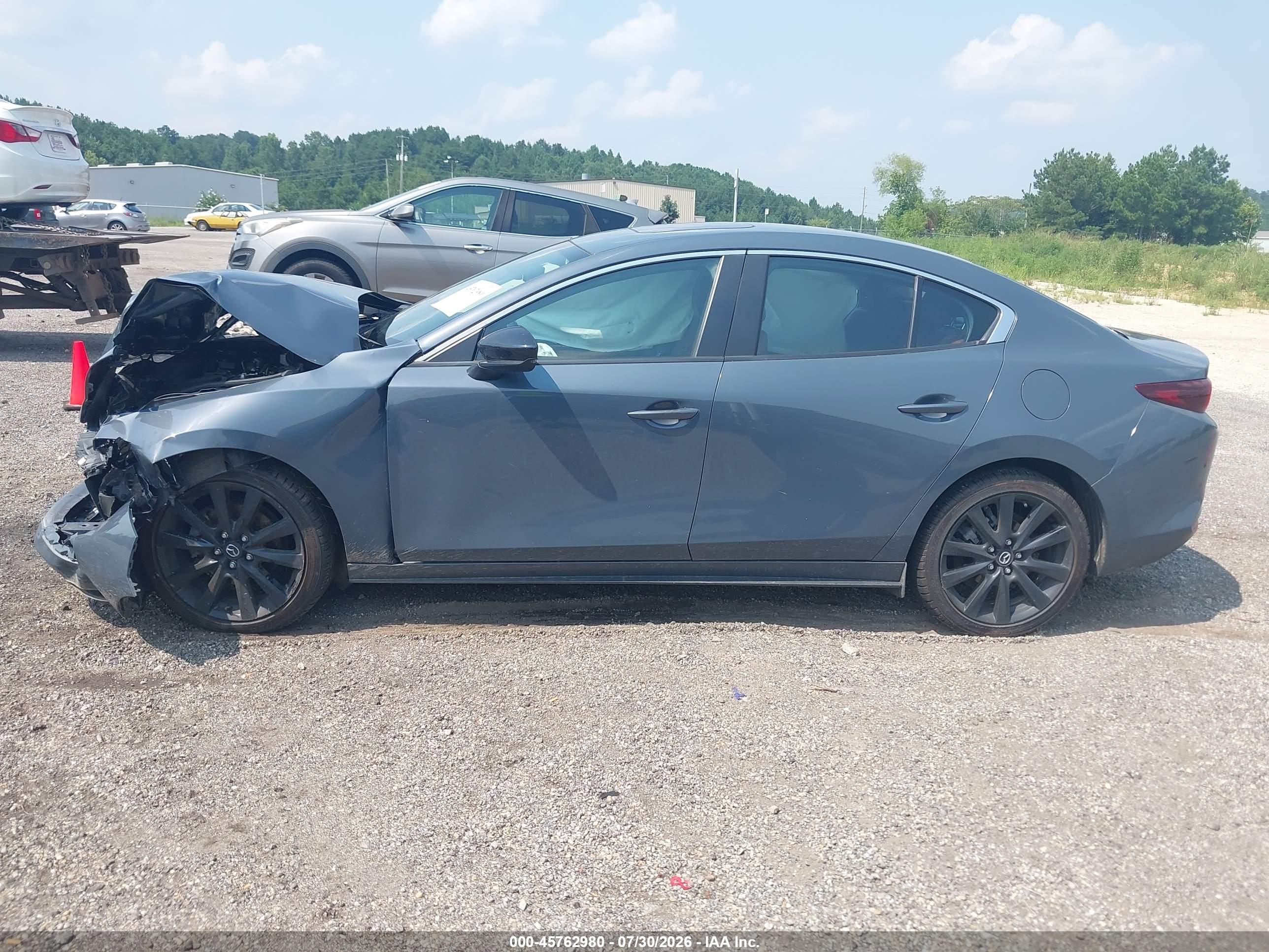 2024 MAZDA MAZDA3 2.5 S CARBON EDITION