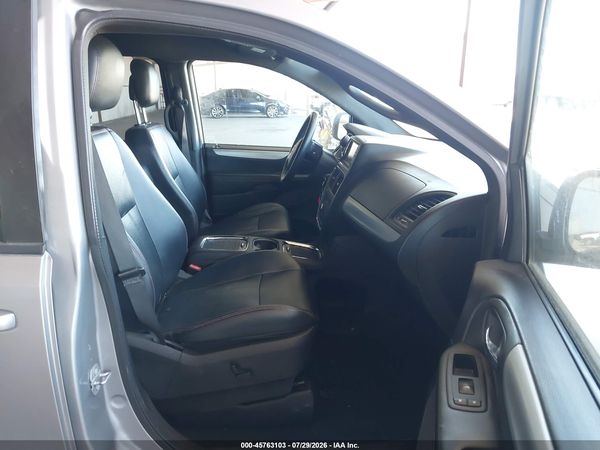 2015 DODGE GRAND CARAVAN R/T — I5