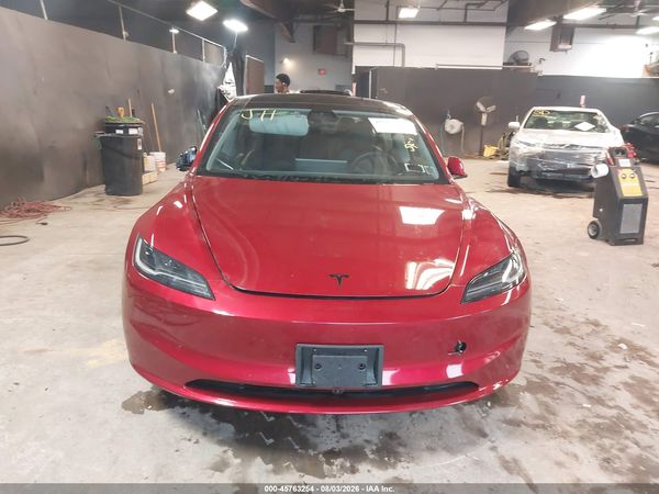 2026 TESLA MODEL 3