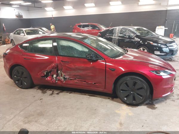 2026 TESLA MODEL 3