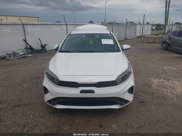2023 KIA FORTE LXS