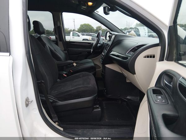 2020 DODGE GRAND CARAVAN SXT — I5