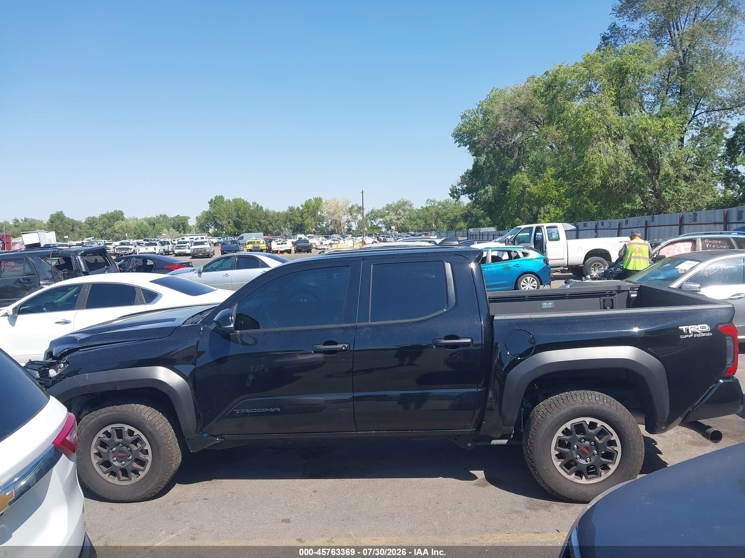 2025 TOYOTA TACOMA TRD OFF ROAD
