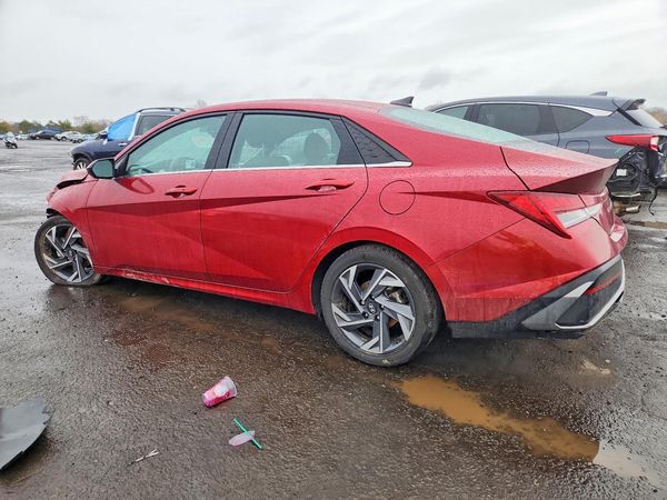 2024 HYUNDAI ELANTRA